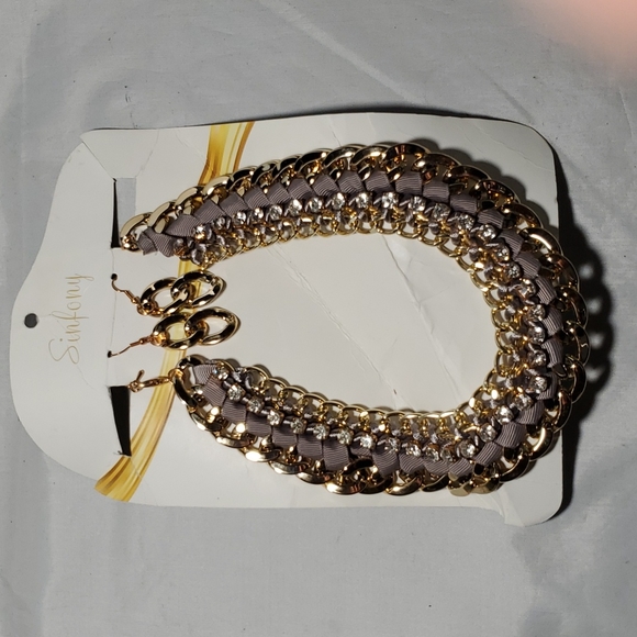 Ladies multi layer link necklace gold with rhinestones and fabric with earrings - Picture 3 of 4